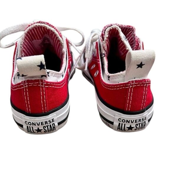 Converse All Star~Classic Low Top Red With Stars Youth Sz 12 (little girls) - Picture 3 of 6